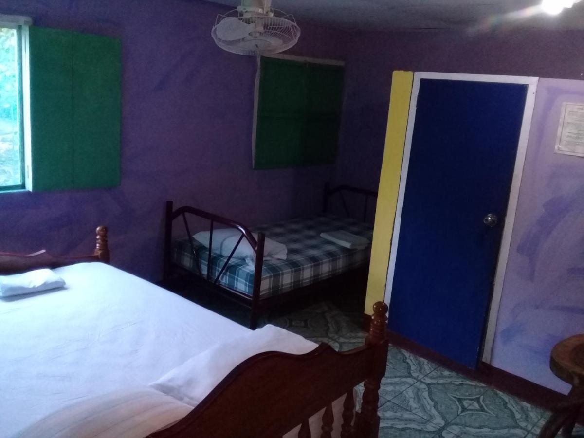 Hostal Maria Rivas Extérieur photo
