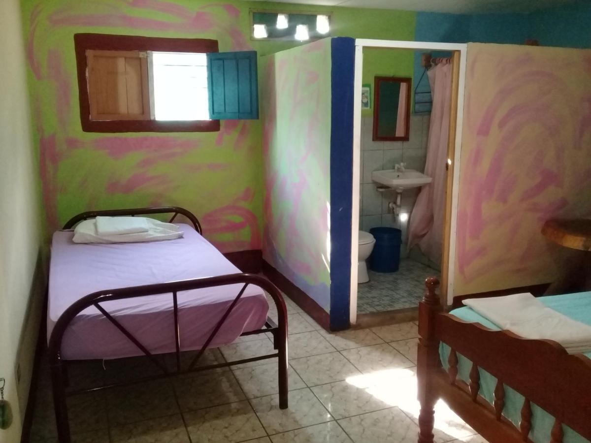 Hostal Maria Rivas Extérieur photo