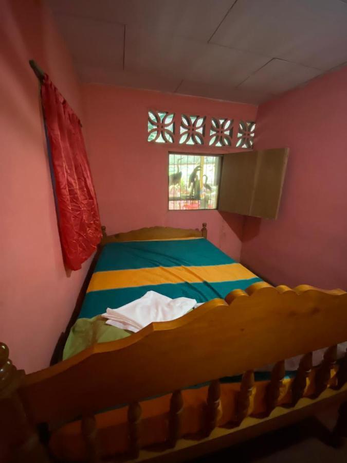 Hostal Maria Rivas Extérieur photo