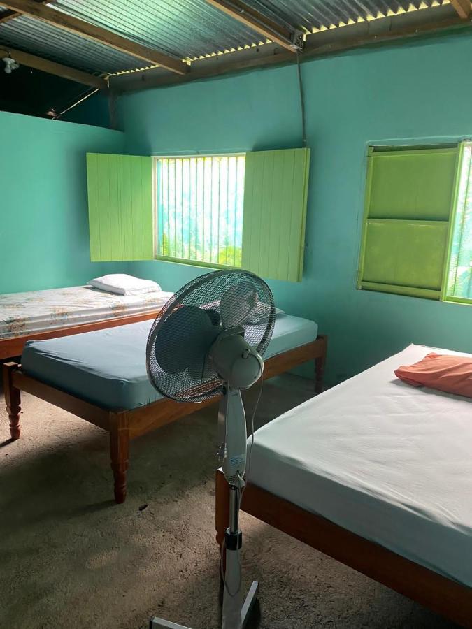 Hostal Maria Rivas Extérieur photo