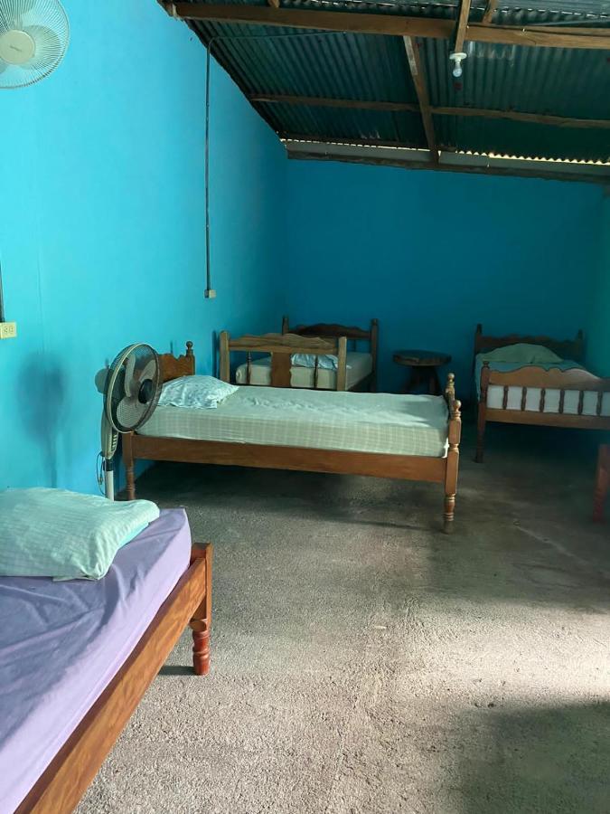 Hostal Maria Rivas Extérieur photo