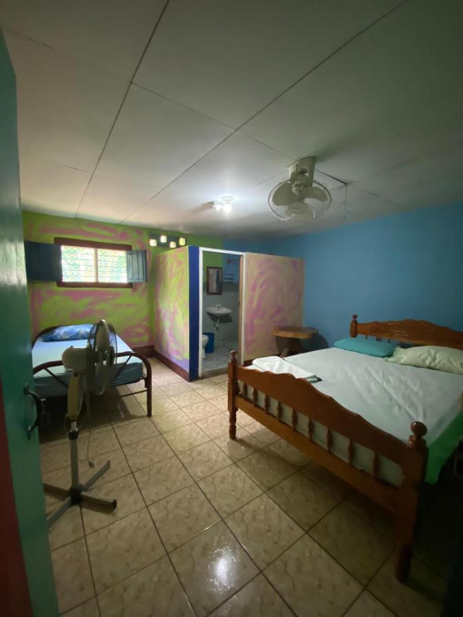 Hostal Maria Rivas Extérieur photo